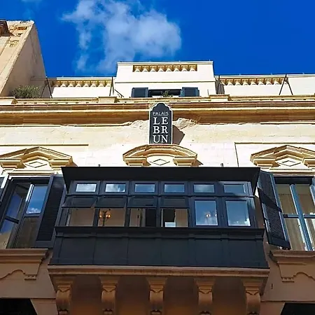 Palais Le Brun