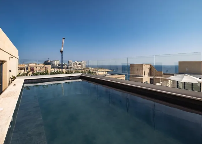 Hotel Palais Le Brun 4*