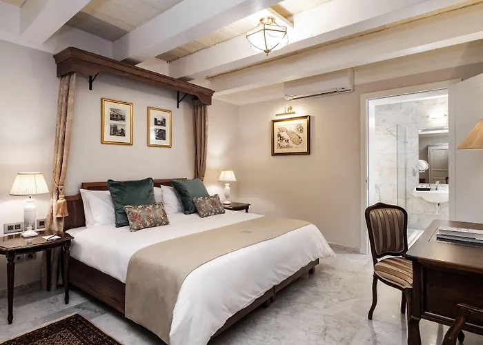 Palais Le Brun 호텔 4*