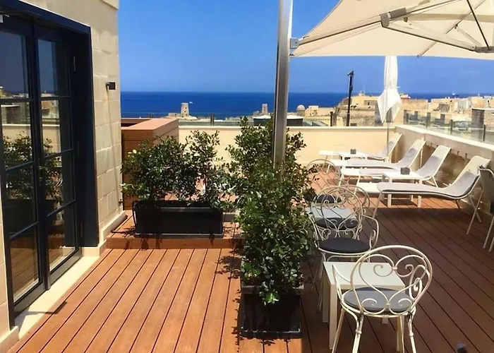 Hotel Palais Le Brun 4*