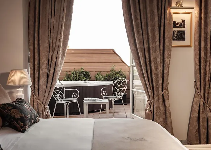 Palais Le Brun 4* Βαλέτα