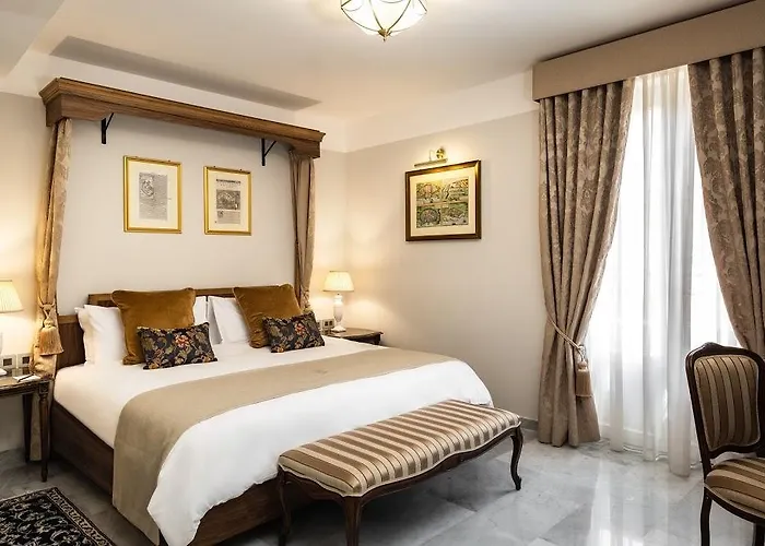 Ξενοδοχείο Palais Le Brun 4*